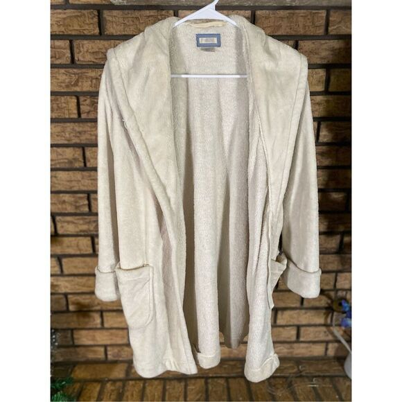 Aerie Plush Robe‎ - Picture 1 of 5